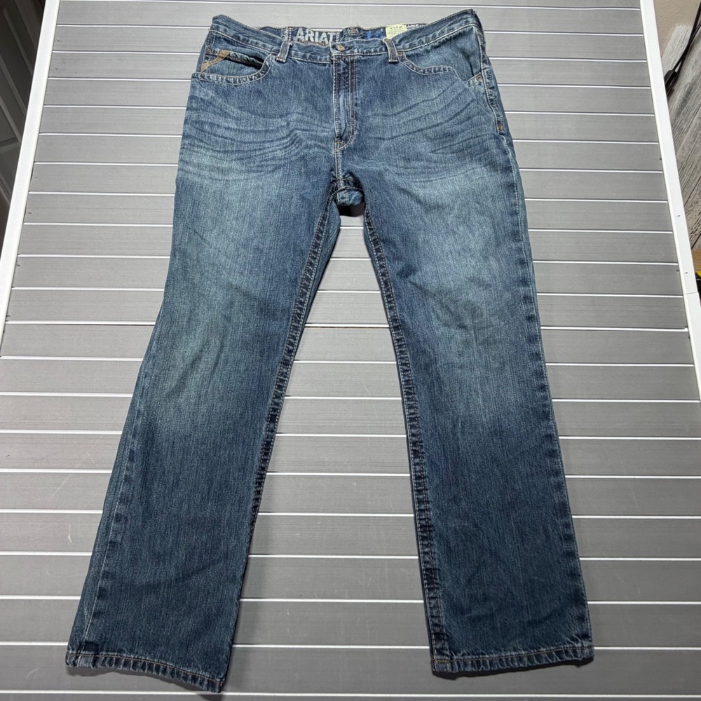 Ariat M4 Relaxed Boot Cut Jeans Mens 40x32 Medium Wash Denim Blue Cotton 0886